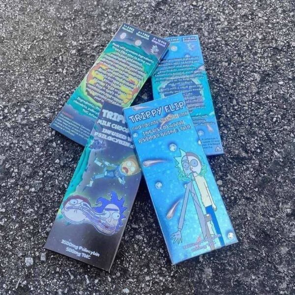 Trippy flip milk chocolate bar - Image 4