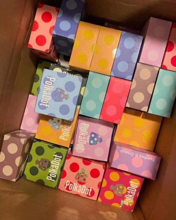 Polka Dot magic mushroom chocolate bar - Image 3